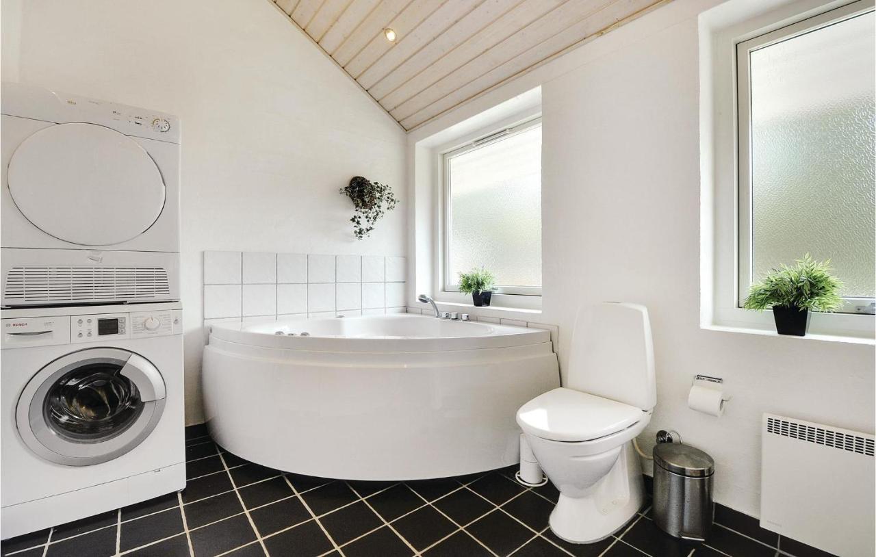 7 Bedroom Stunning Home In Herning Kølkær 外观 照片